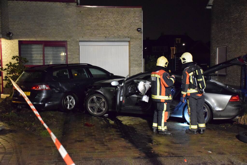 Bestuurder dure auto vlucht na eenzijdig ongeval