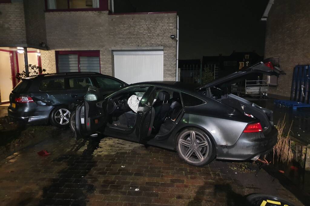 Bestuurder dure auto vlucht na eenzijdig ongeval