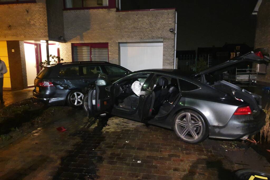 Bestuurder dure auto vlucht na eenzijdig ongeval