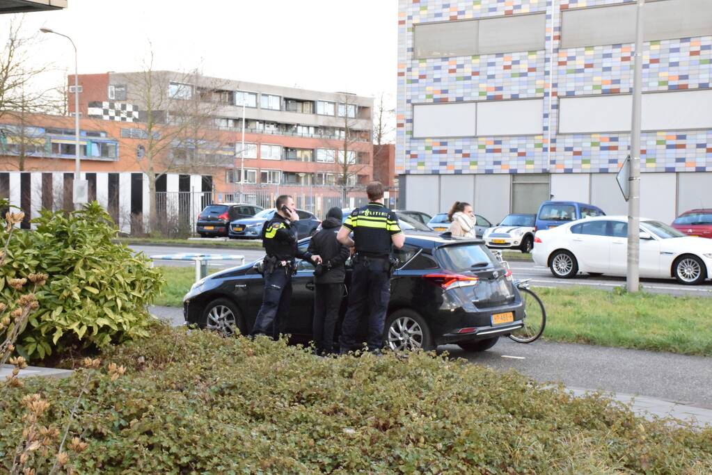 Politie onderzoekt mogelijk schietincident bij NS station Goverwelle