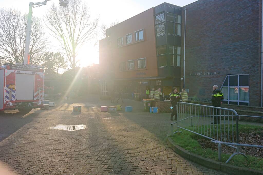 Christelijk lyceum ontruimd na brand op toilet