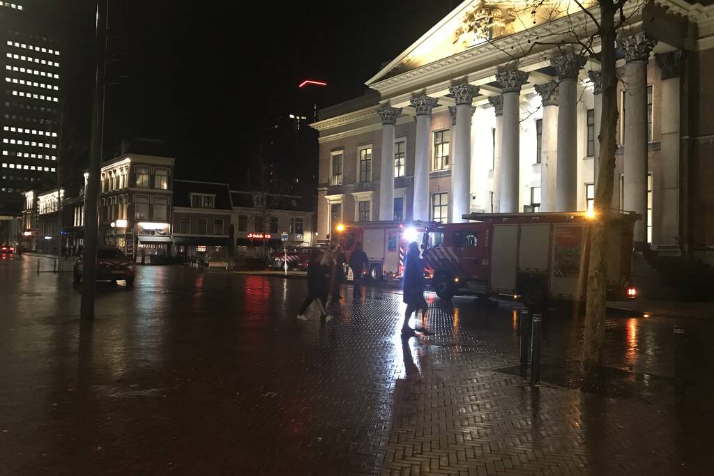 Brandweer oefent in rechtbank