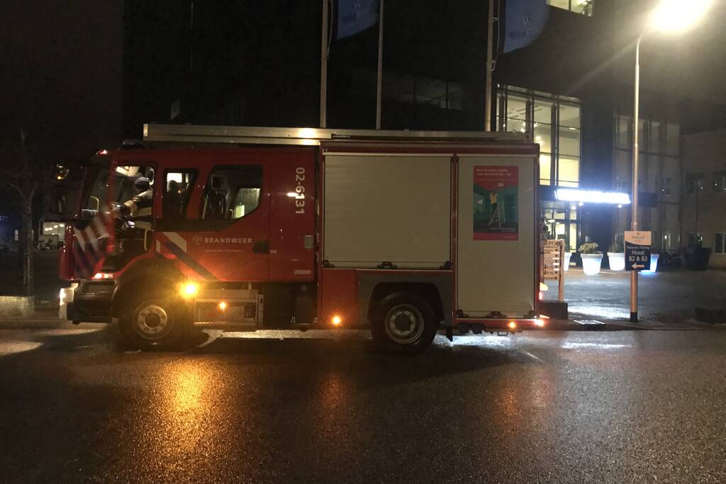 Brandweer onderzoekt brandlucht in WTC hotel