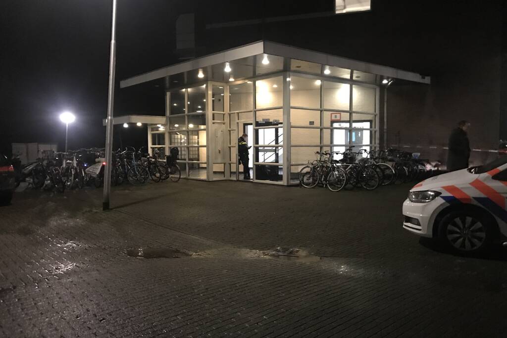 Inbreker overleden na val van flat