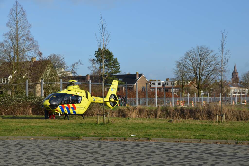 Persoon zwaargewond na val op ijs