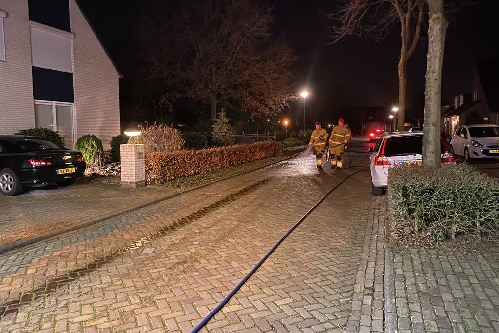 Brandweer druk met drie kilometer lang oliespoor