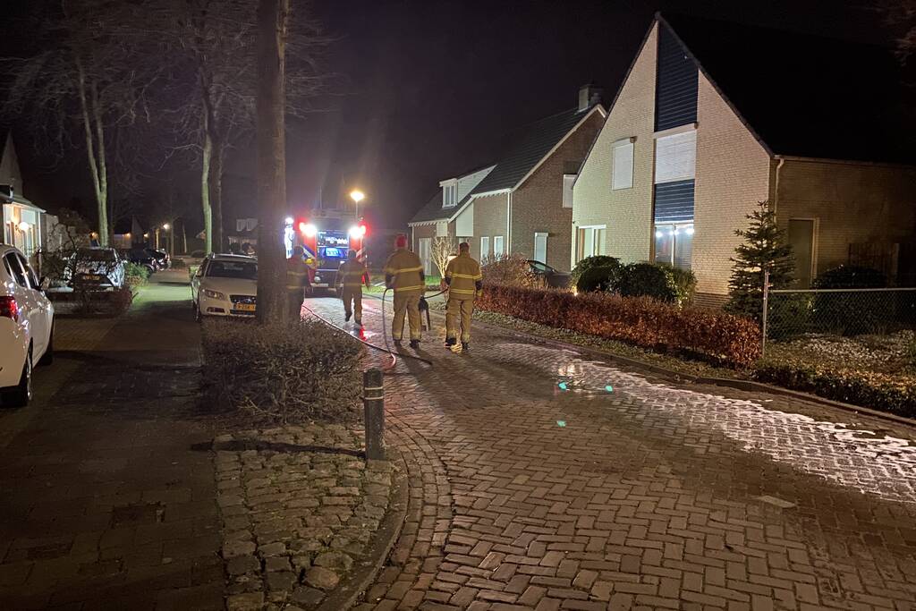 Brandweer druk met drie kilometer lang oliespoor