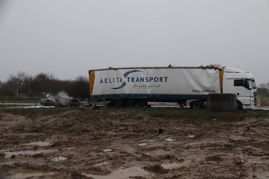 Dode gevonden in uitgebrande auto