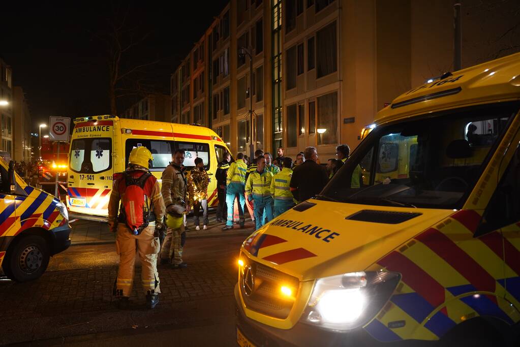 Meerdere gewonden bij brand in portiekflat