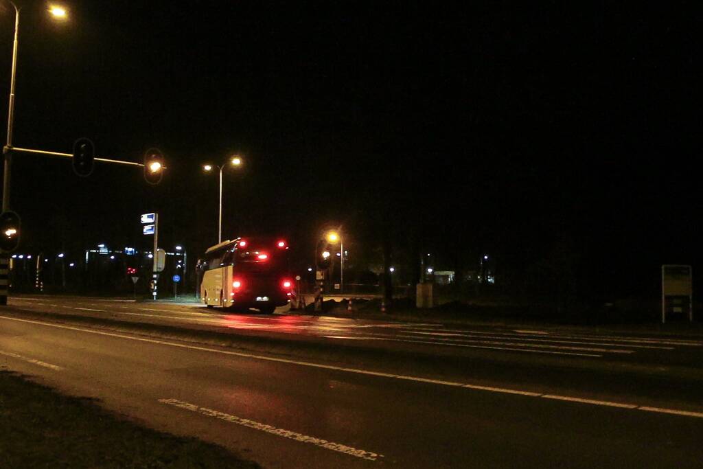 Coronavirus-evacués aangekomen defensieterrein Camp New Amsterdam