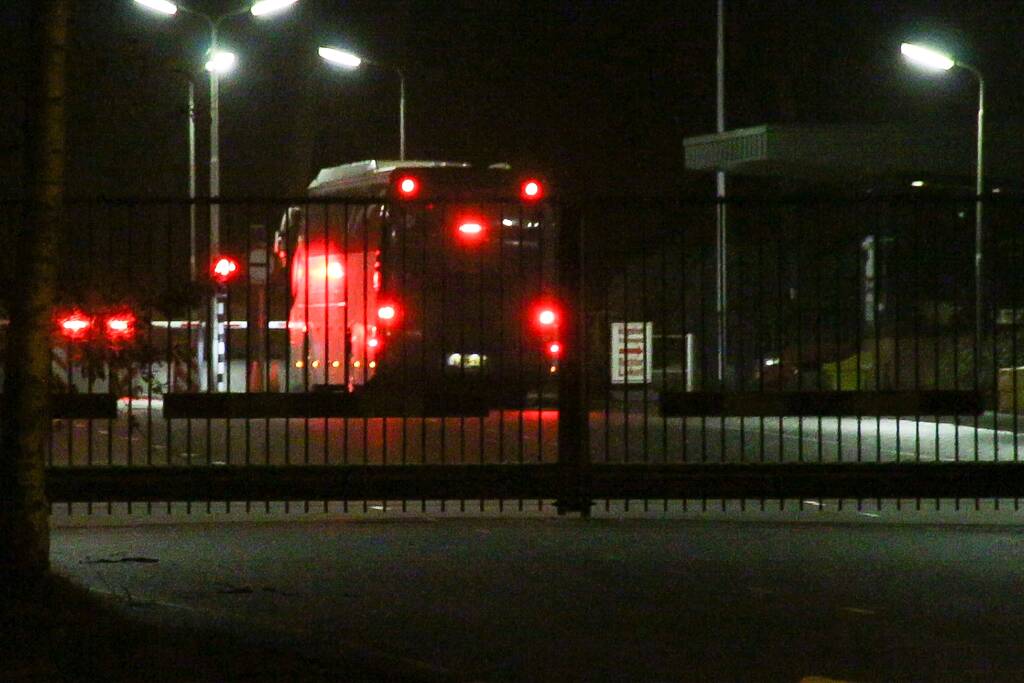 Coronavirus-evacués aangekomen defensieterrein Camp New Amsterdam