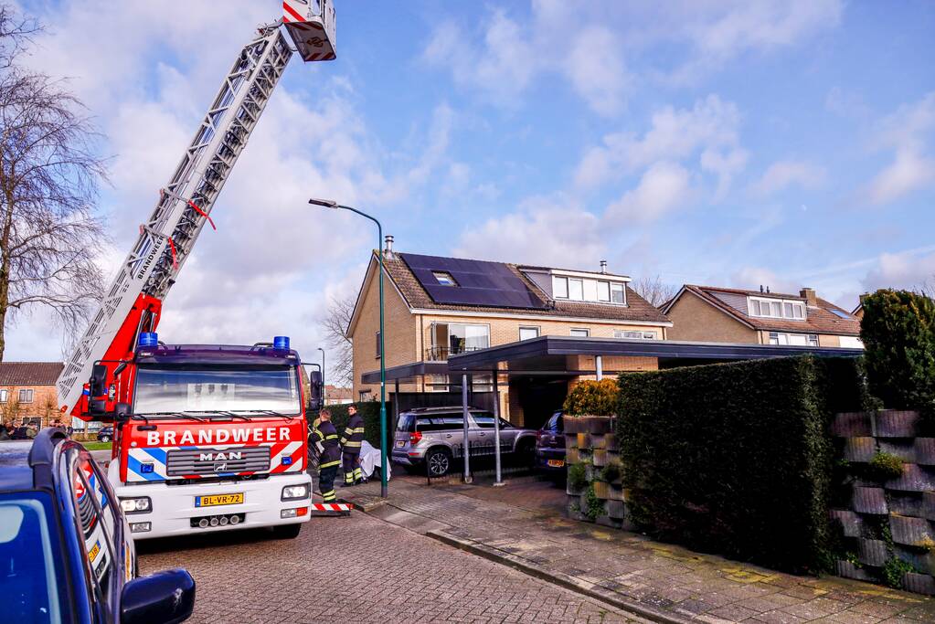 Veel hulpdiensten voor incident in woning