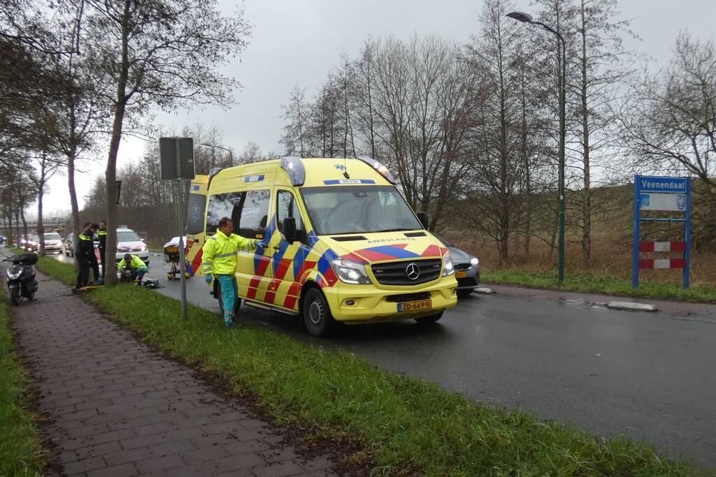 Brommerrijder gewond na val