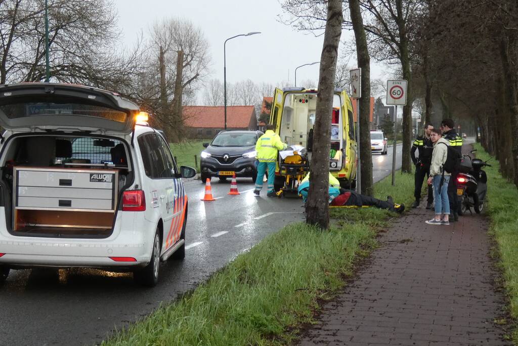 Brommerrijder gewond na val