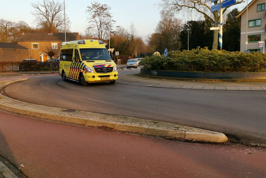 Fietser gewond na aanrijding met auto