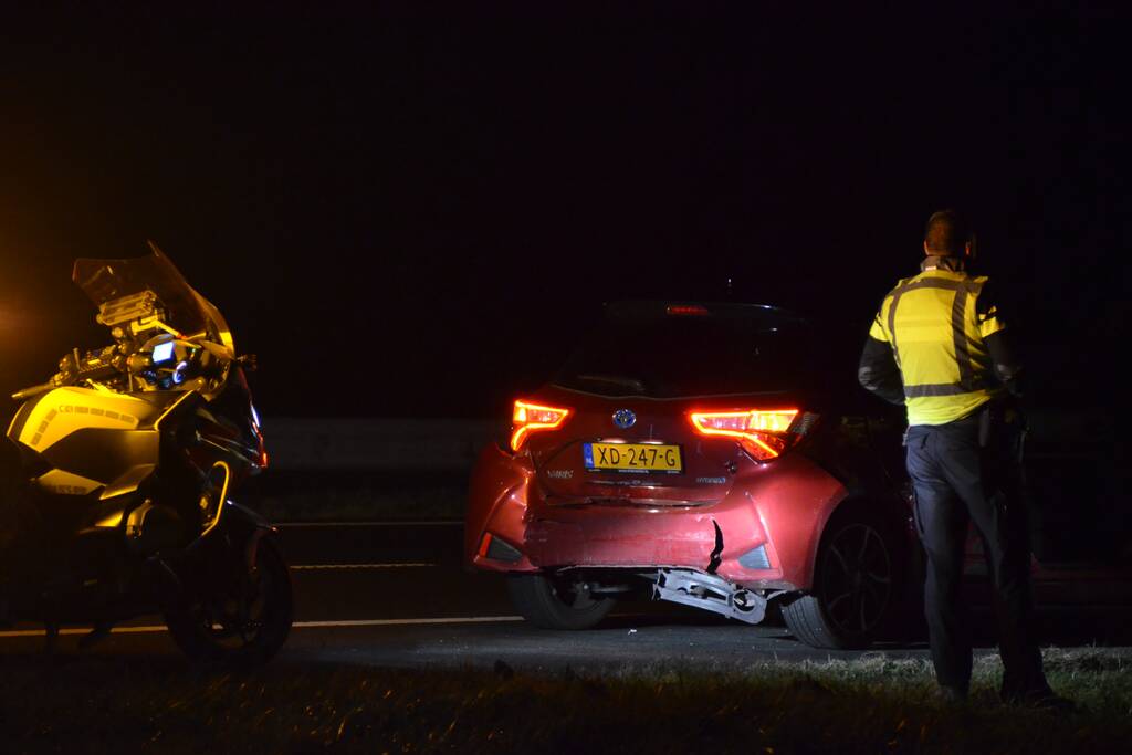 Flinke schade bij aanrijding op snelweg