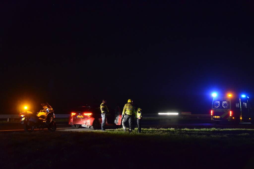 Flinke schade bij aanrijding op snelweg