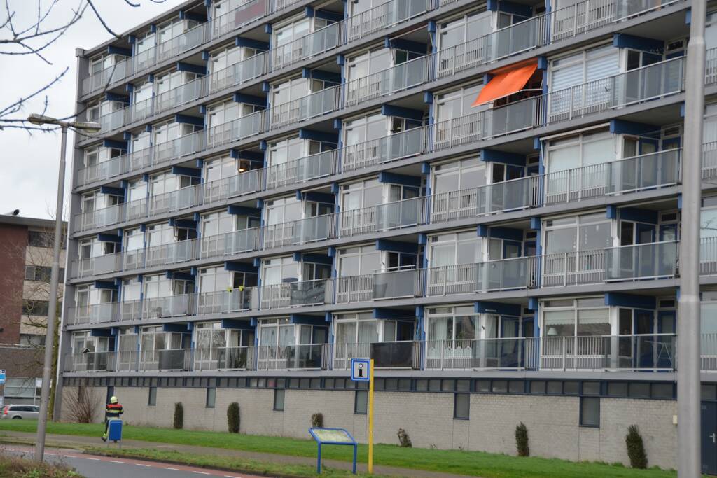 Straatmeubilair waait weg door de storm