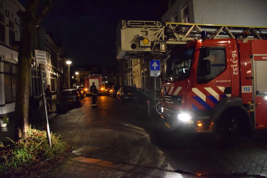 Waterlekkage door afgewaaide dakpannen