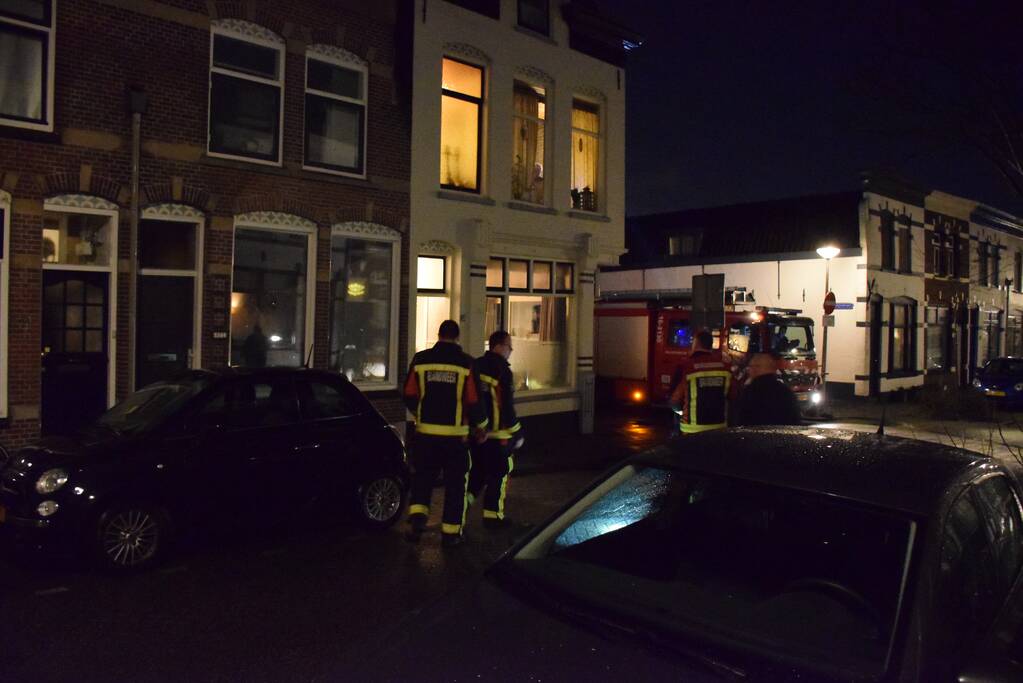 Waterlekkage door afgewaaide dakpannen