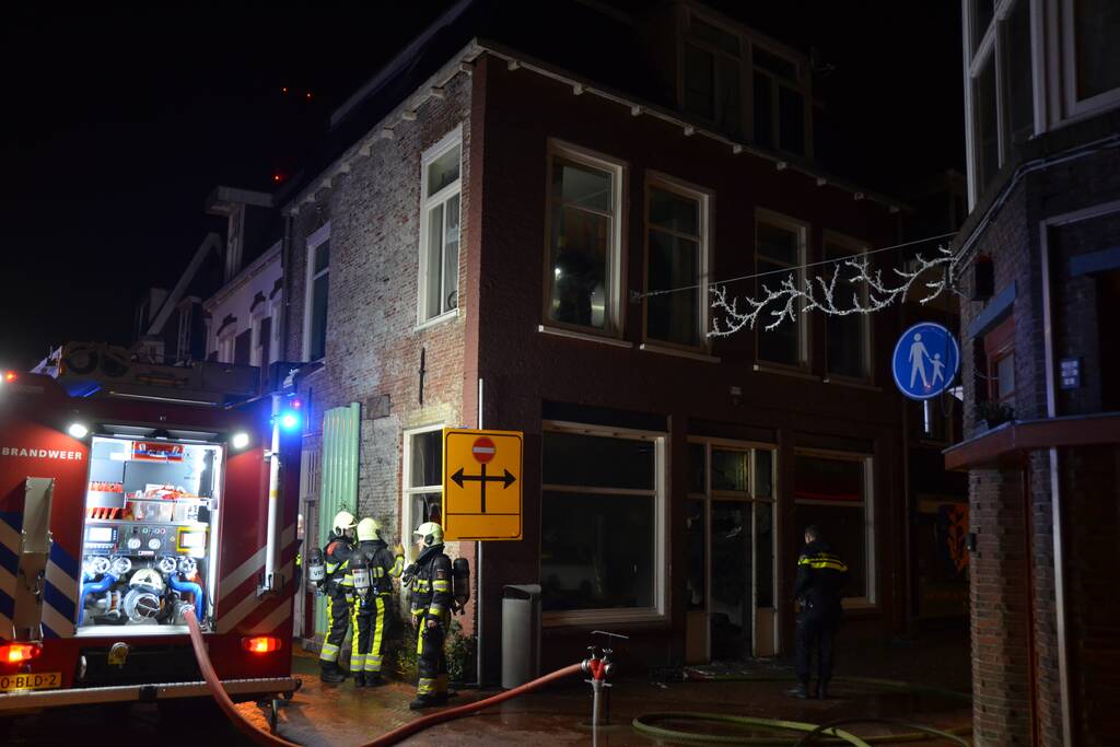 Brand achter de voordeur van Pizzeria Rigoletto
