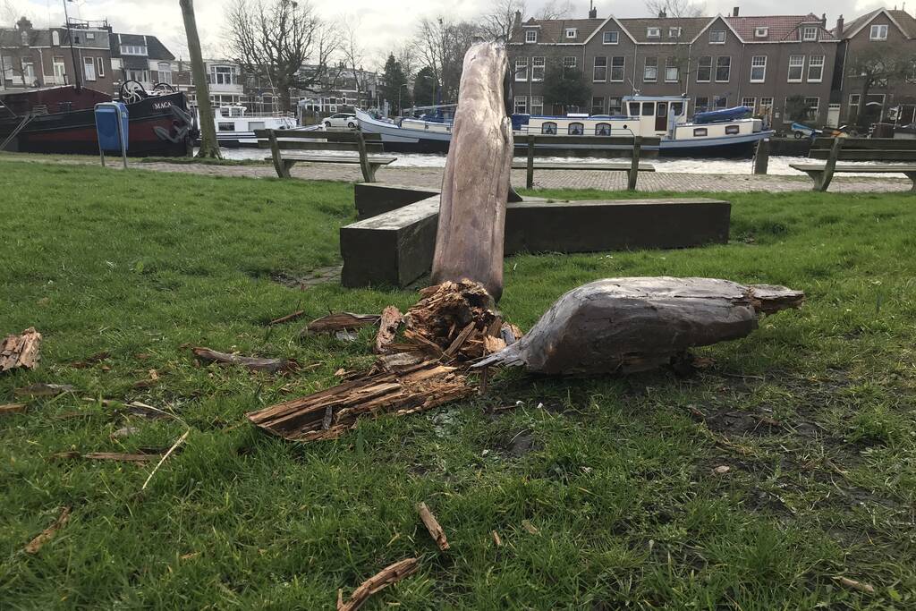 Kunstwerk Famke Mei Fugel heeft storm Ciara niet overleefd