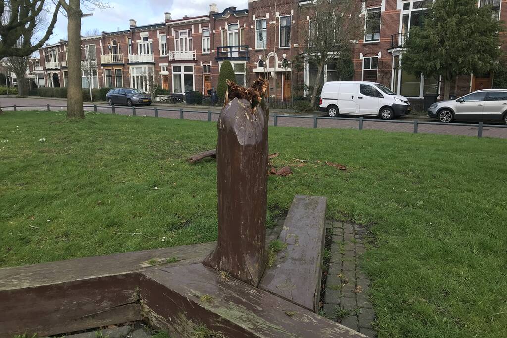 Kunstwerk Famke Mei Fugel heeft storm Ciara niet overleefd