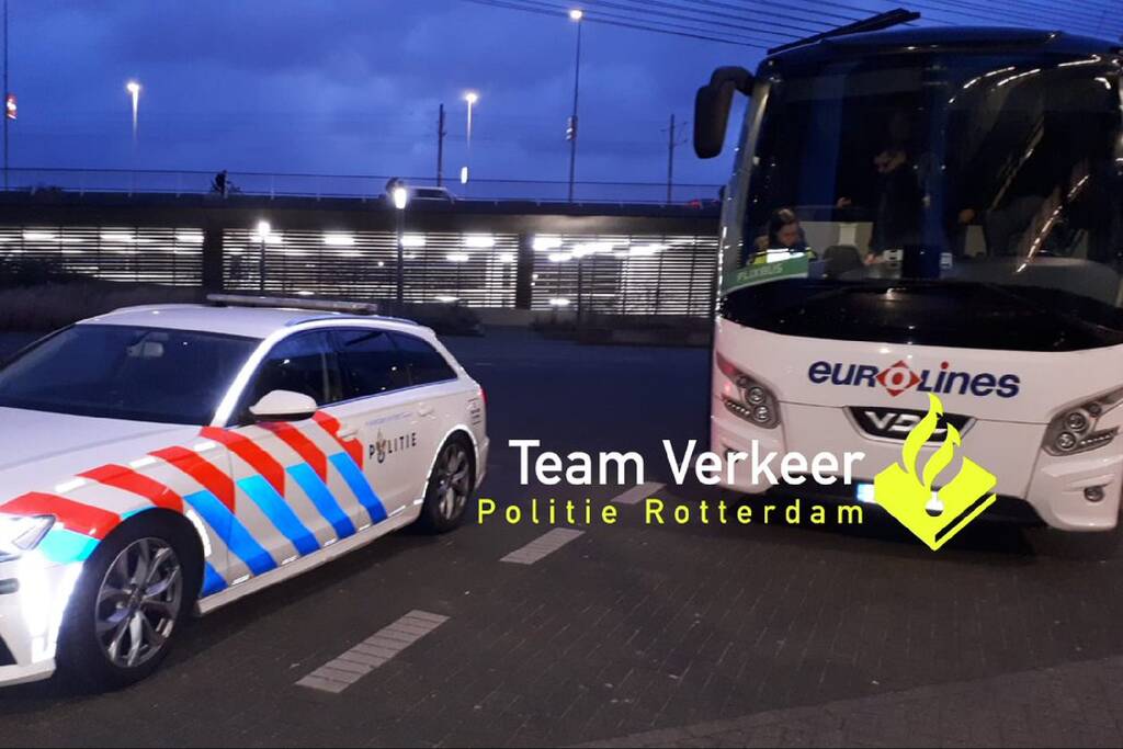 Politie gaat strenger controleren op touringcars