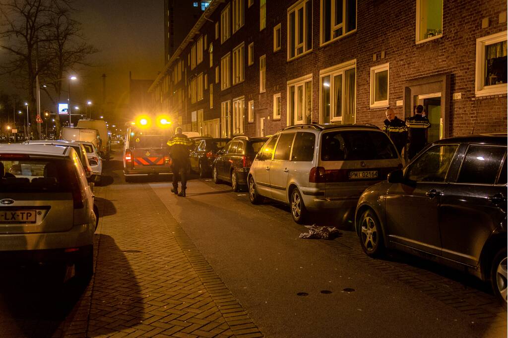 Persoon raakt gewond na steekpartij