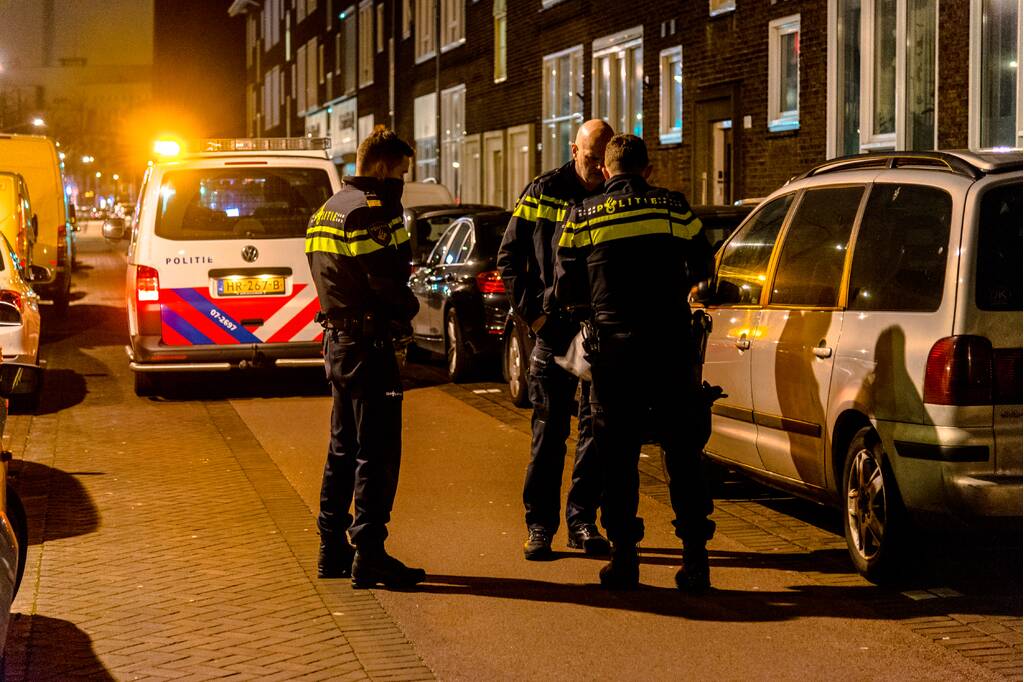 Persoon raakt gewond na steekpartij