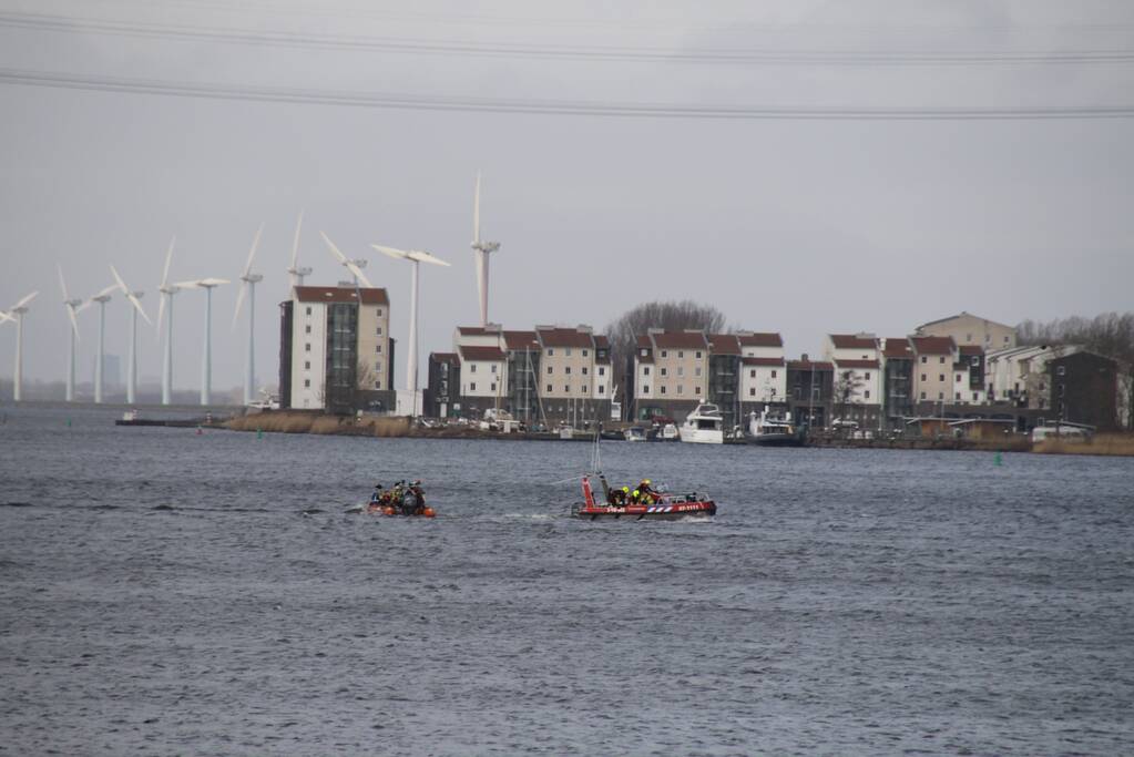 Grote inzet voor brand op vaartuig