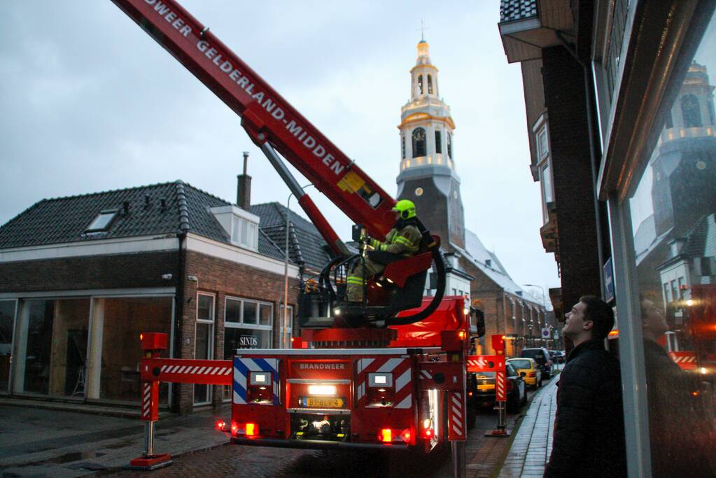 Dakbedekking laat los door harde wind