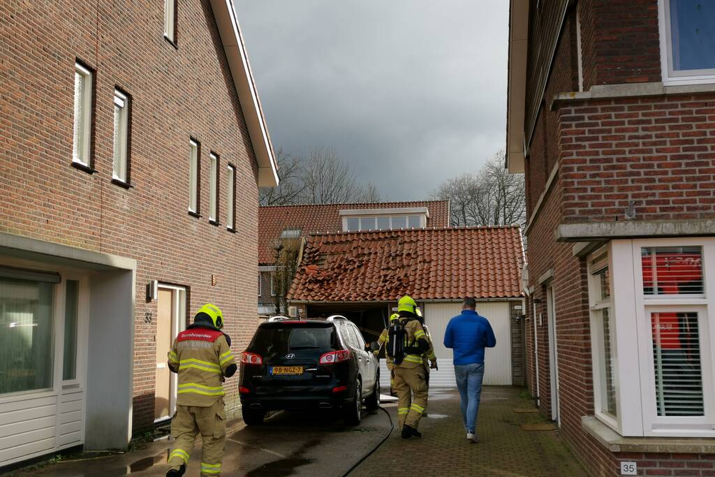 Veel schade na mogelijk brand in schuur