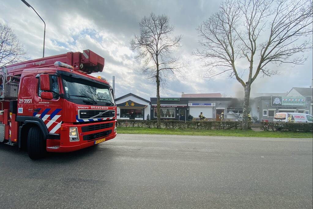 Uitslaande brand in Egyptisch shoarma-restaurant Amon