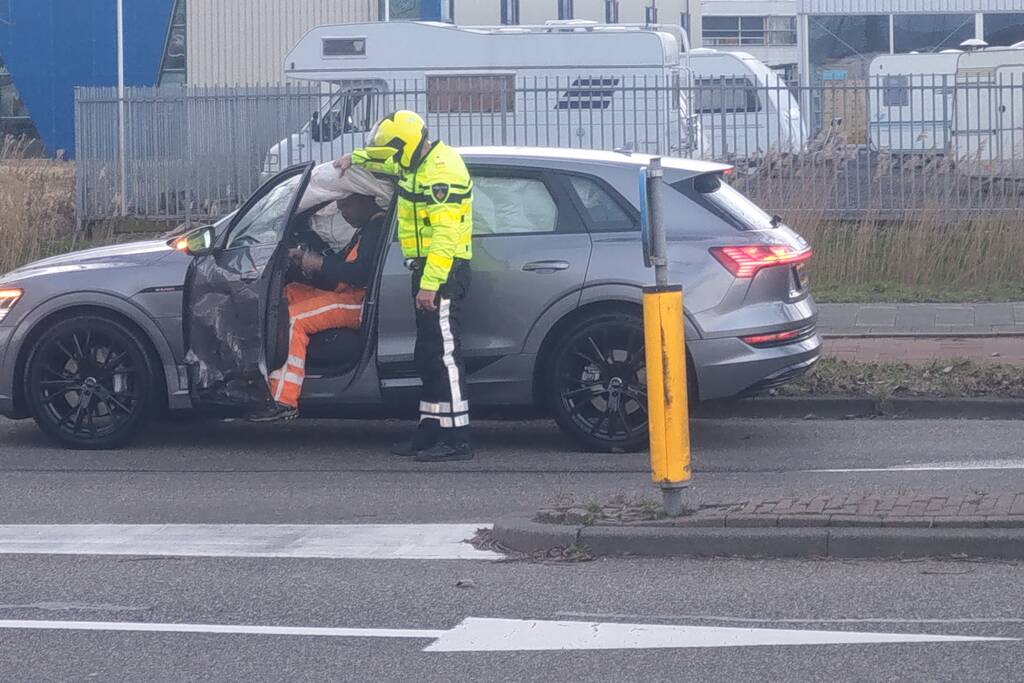 Auto flink beschadigd bij ongeval