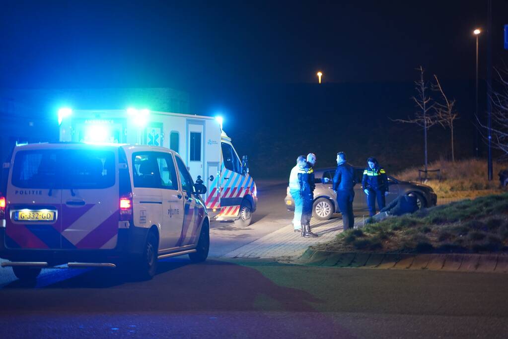 Man in been geschoten op parkeerplaats