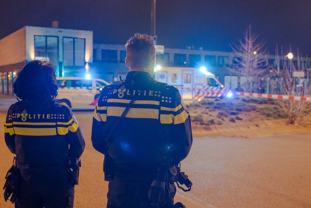Man in been geschoten op parkeerplaats