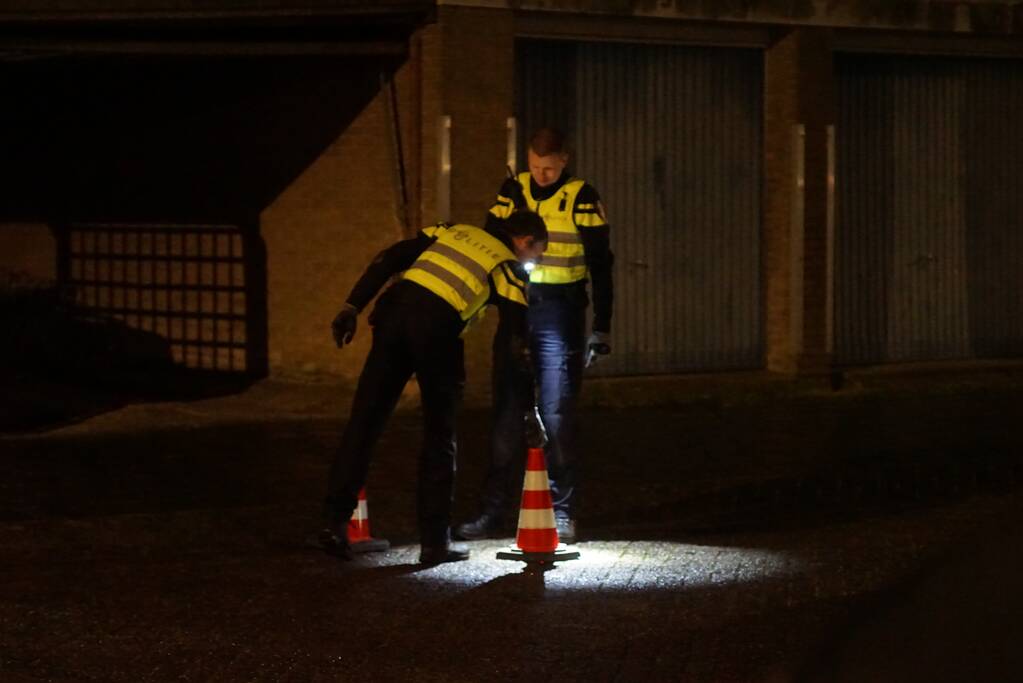 Één dode en drie gewonden bij steekpartij, verdachte aangehouden