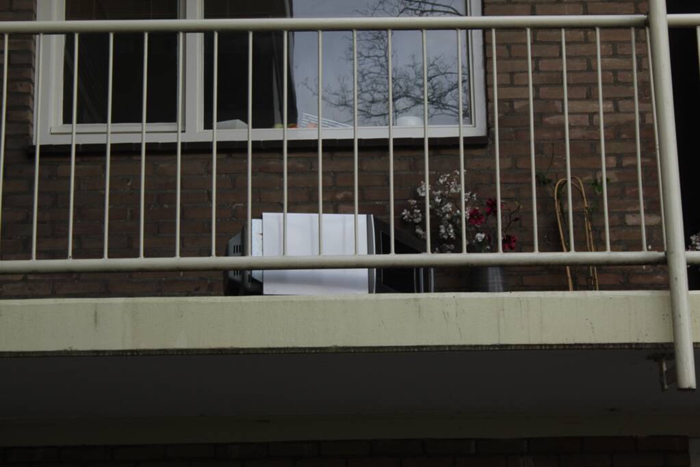 Combimagnetron vliegt in brand tijdens het bakken