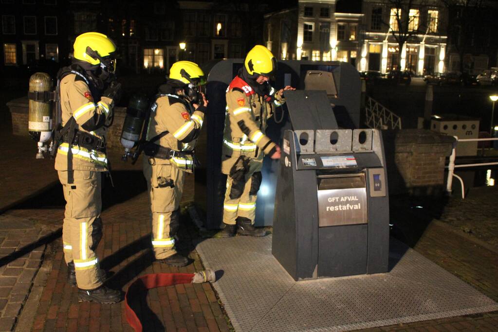 Brand in ondergrondse container