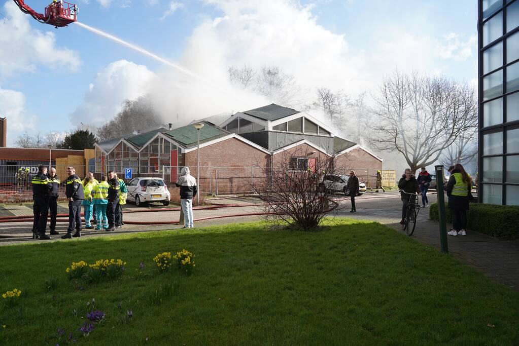 Uitslaande brand in slooppand