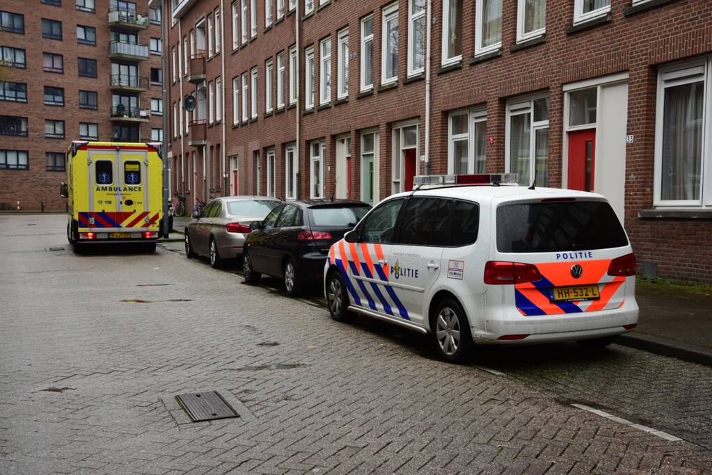 Man aangehouden na steekpartij in portiekflat