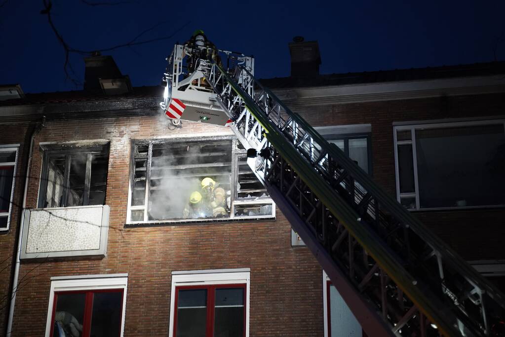 Uitslaande brand in appartement