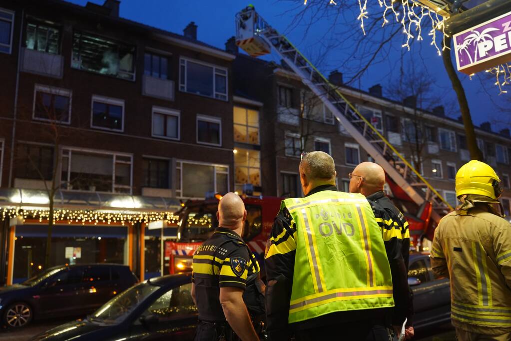 Uitslaande brand in appartement