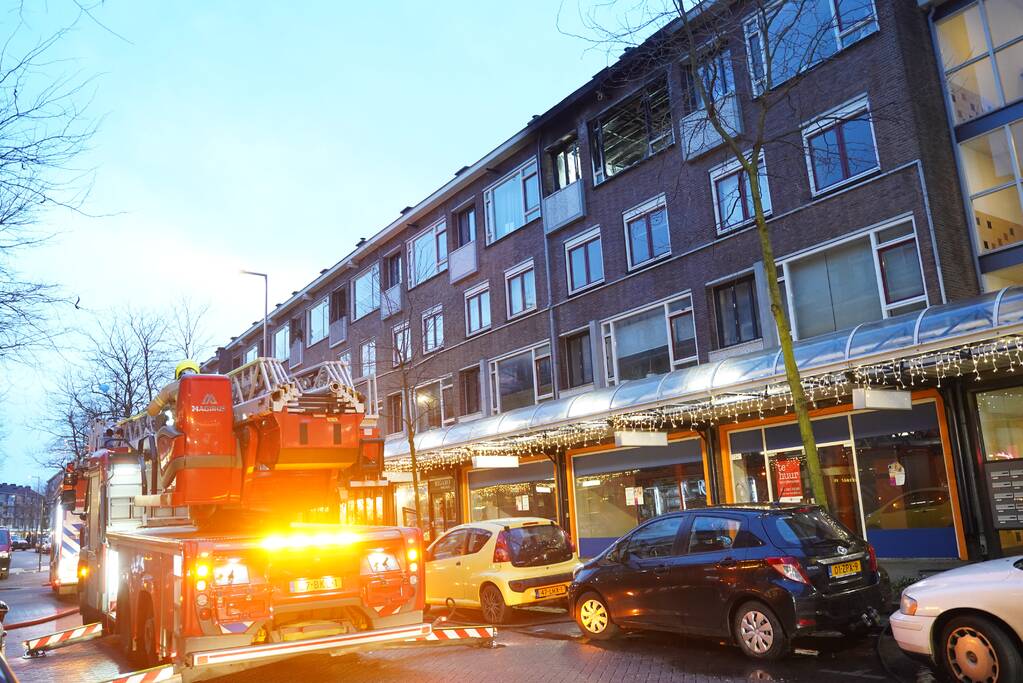 Uitslaande brand in appartement