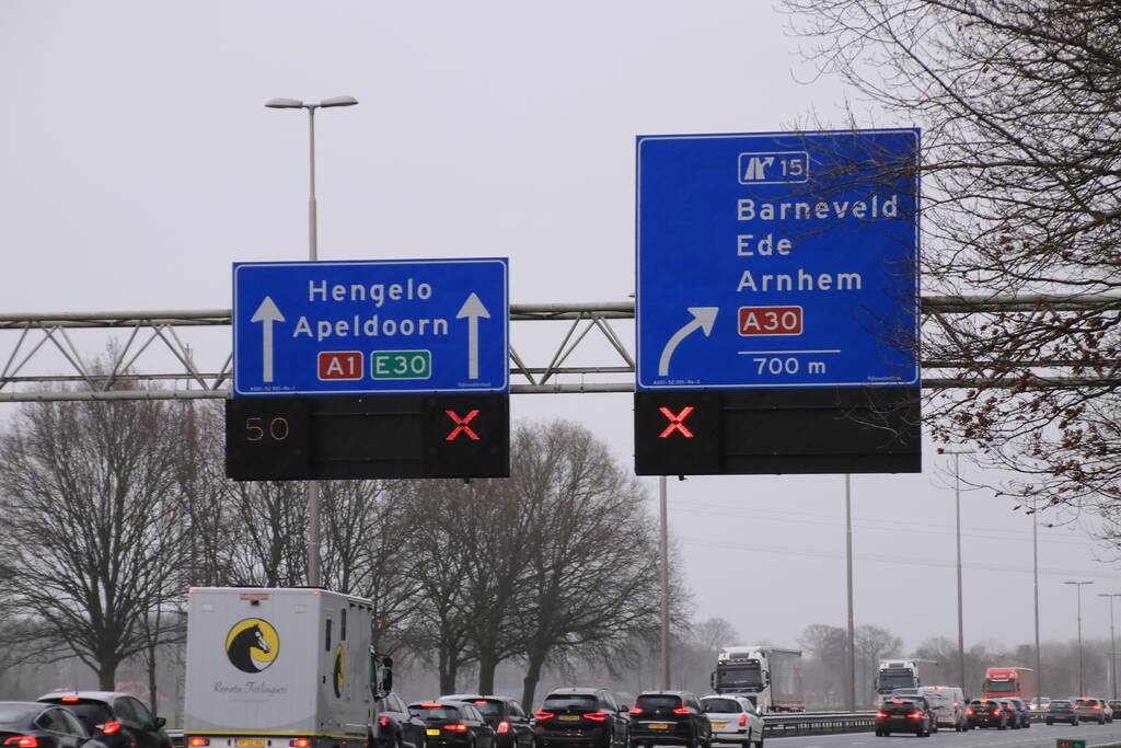 Rijstroken afgesloten door meerdere ongevallen