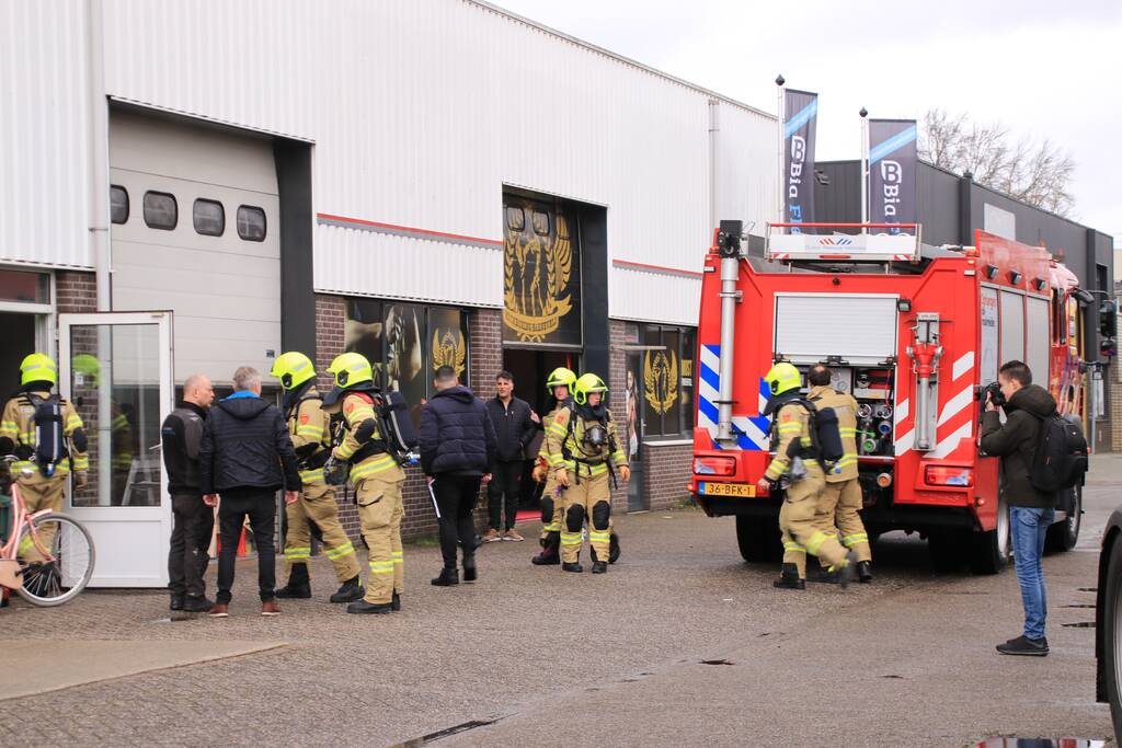 Kleine brand in bedrijvenpand