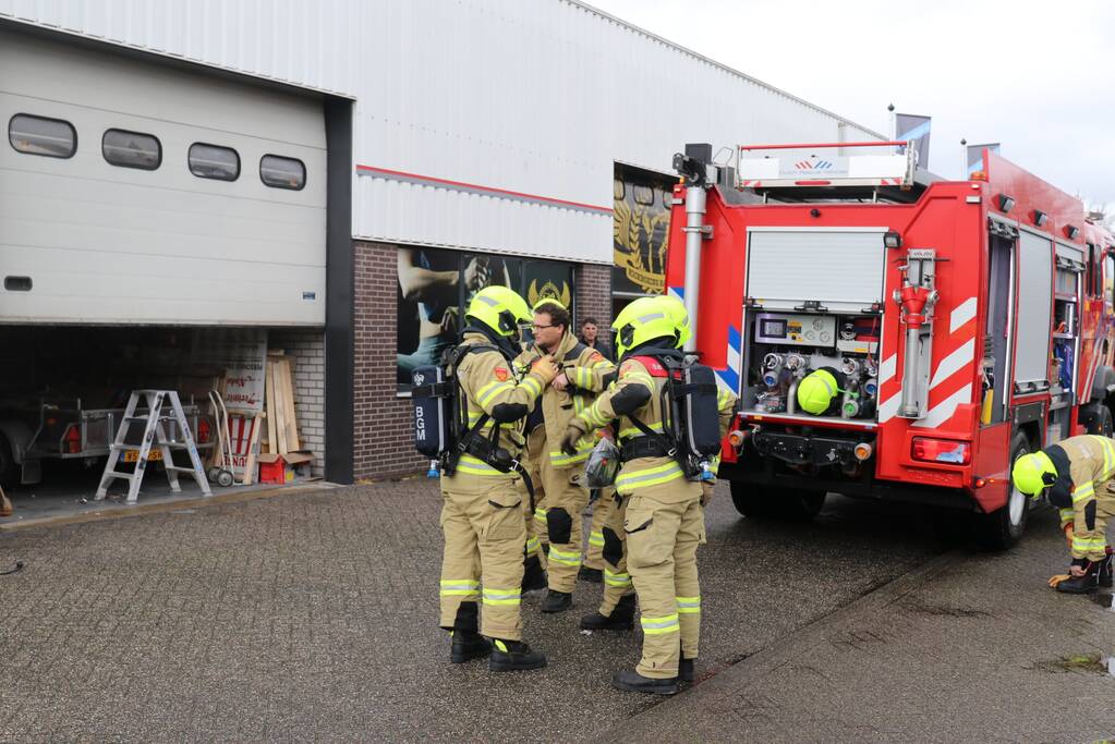 Kleine brand in bedrijvenpand
