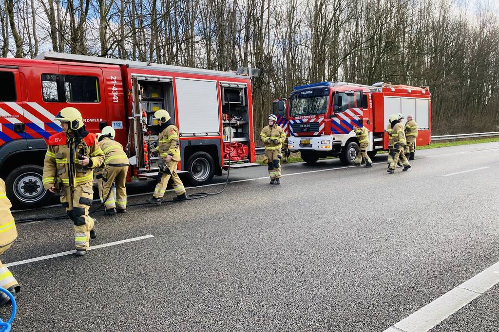 Politieauto beschadigd na zwaar ongeval