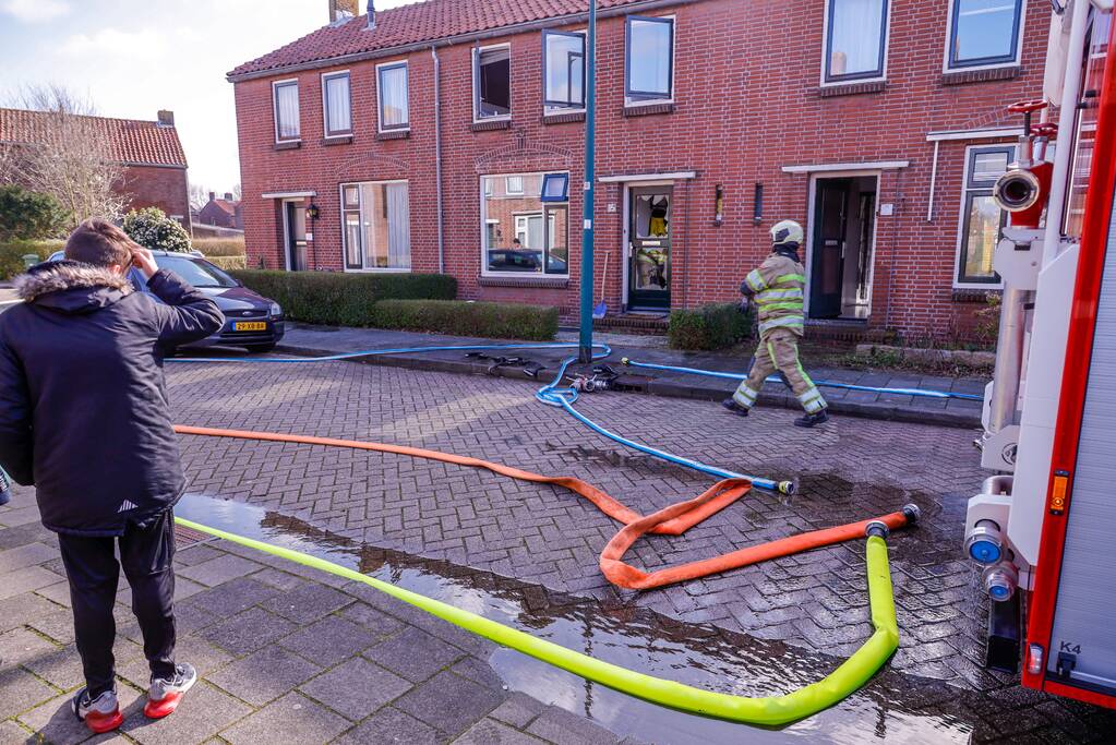 Enorme schade bij uitslaande keukenbrand